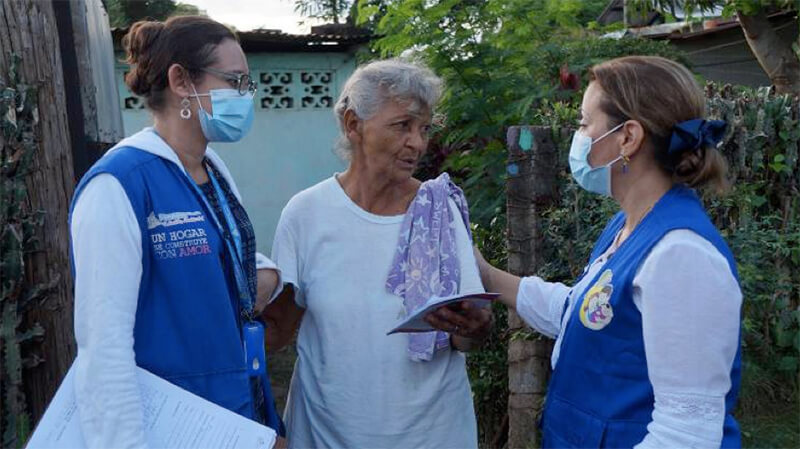 visita-ministra-familia-a-tipitapa